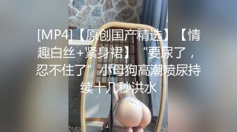 奶水在滴答，一手握不下的骚奶子高颜值哺乳期少妇，口交大鸡巴撅着屁股让小哥舔逼，后入玩着大奶子爆草抽插1