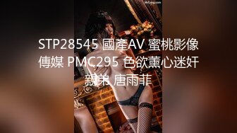 ✿呆萌可爱小学妹✿在宿舍写着作业挨操的小姑娘，宿舍里突然来人了，清纯的小师妹、粉粉的下体却产生连绵不绝的白浆