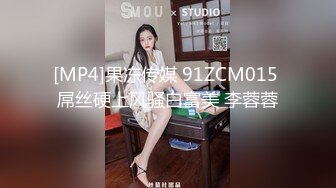 绝美骚气女神【黑蝴蝶少妇姐】好色尤物~超会玩~道具炮击自慰~表情丰富【10V】 (9)