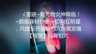 主播为了赚钱带刚成年两弟弟直播_满足金主要求无套轮上两鲜肉