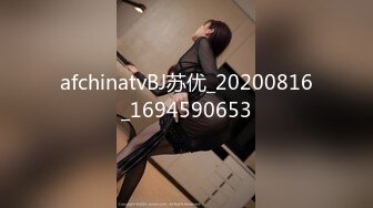 [MP4]粉色睡衣白皙韵味少妇，露脸吃大屌，多方位吮吸肉棒逼逼也不黑，女上位后入俯视角度操逼花样很多